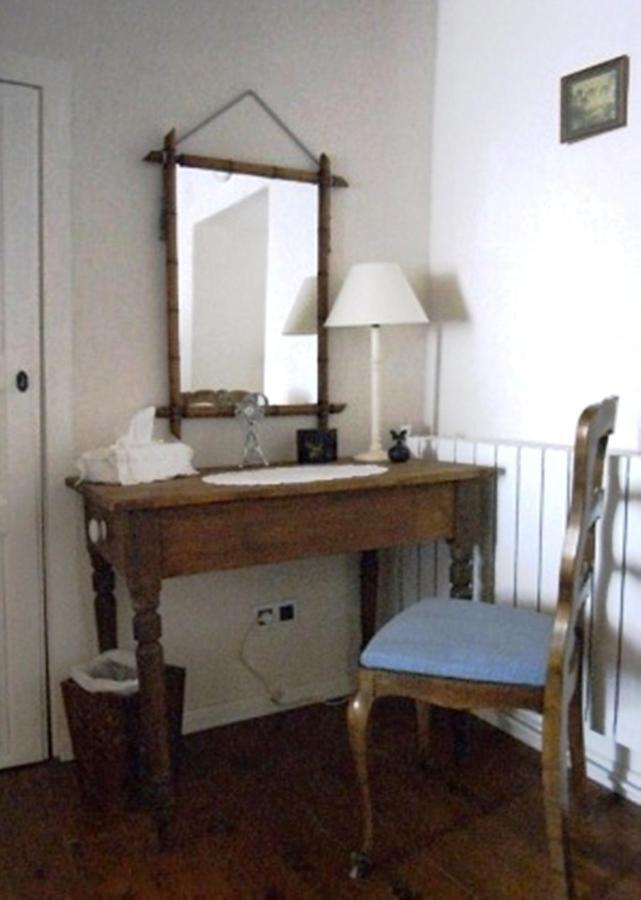 Chez Providence Chambres Et Table D'Hotes Cuxac-Cabardès Szoba fotó